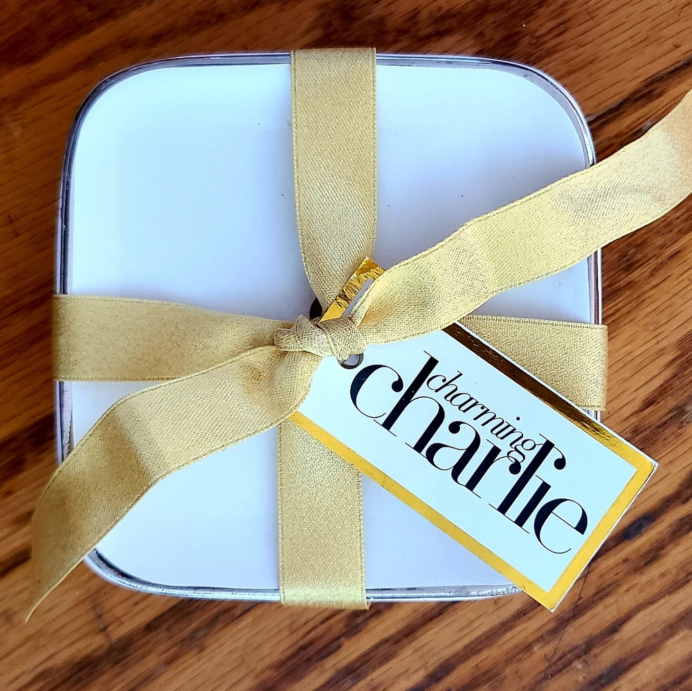 👀50% OFF 🥃NWT‼️ Set of 4 Ceramic Charming Charlie Coasters